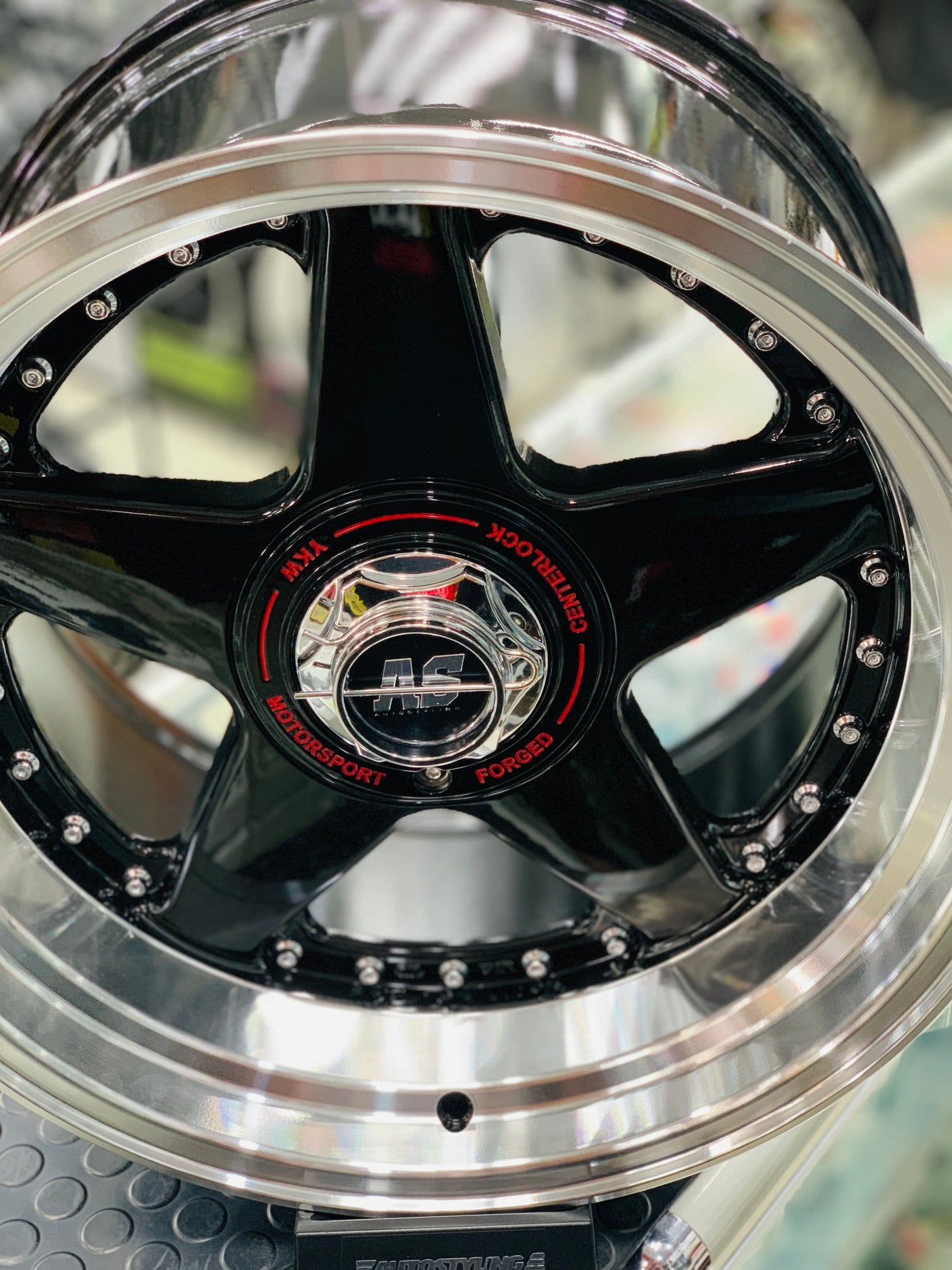 17” AS- 360 8.5/10j WHEELS