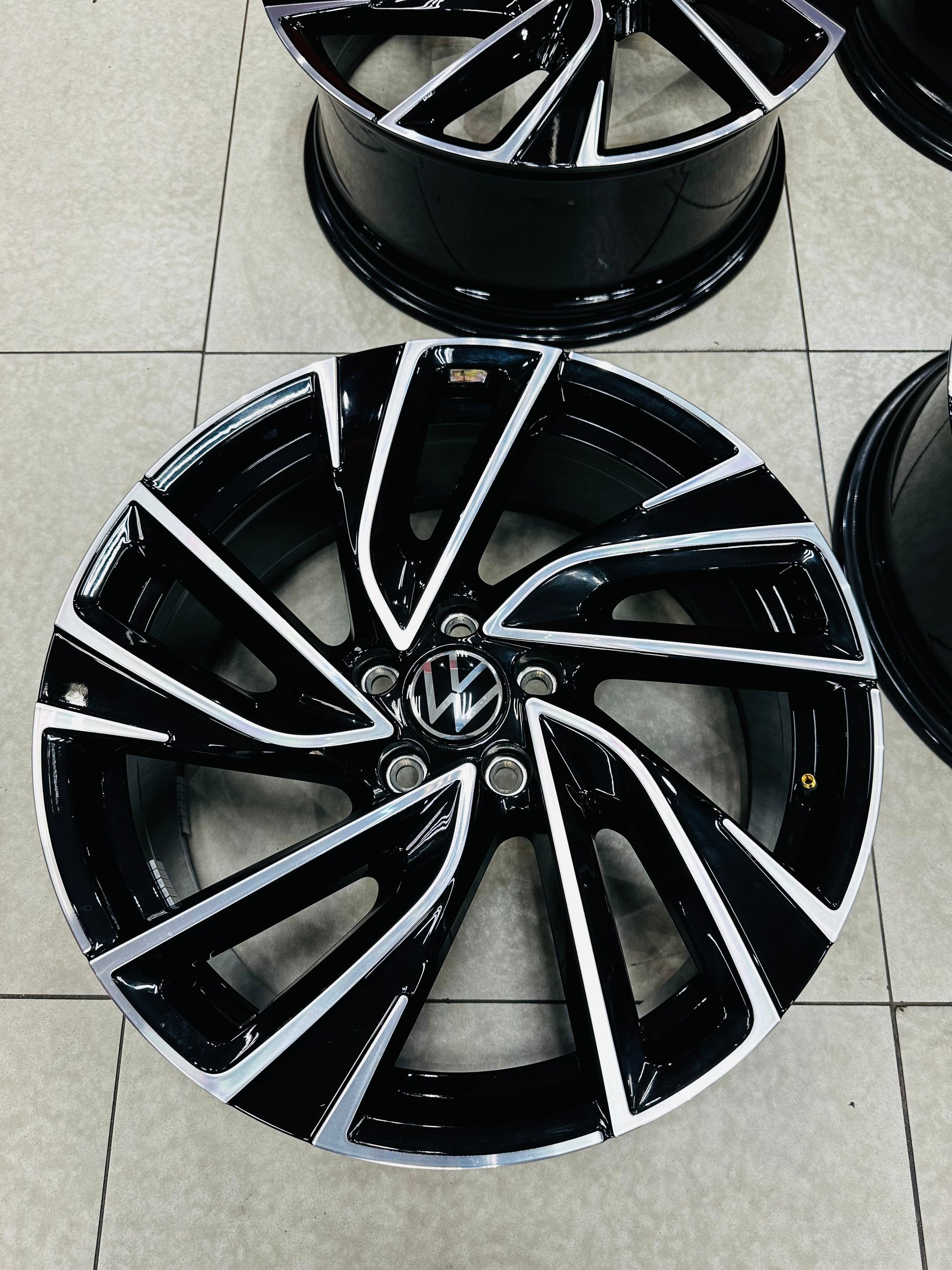 19” OEM MK8 GTI ADELAIDES rims