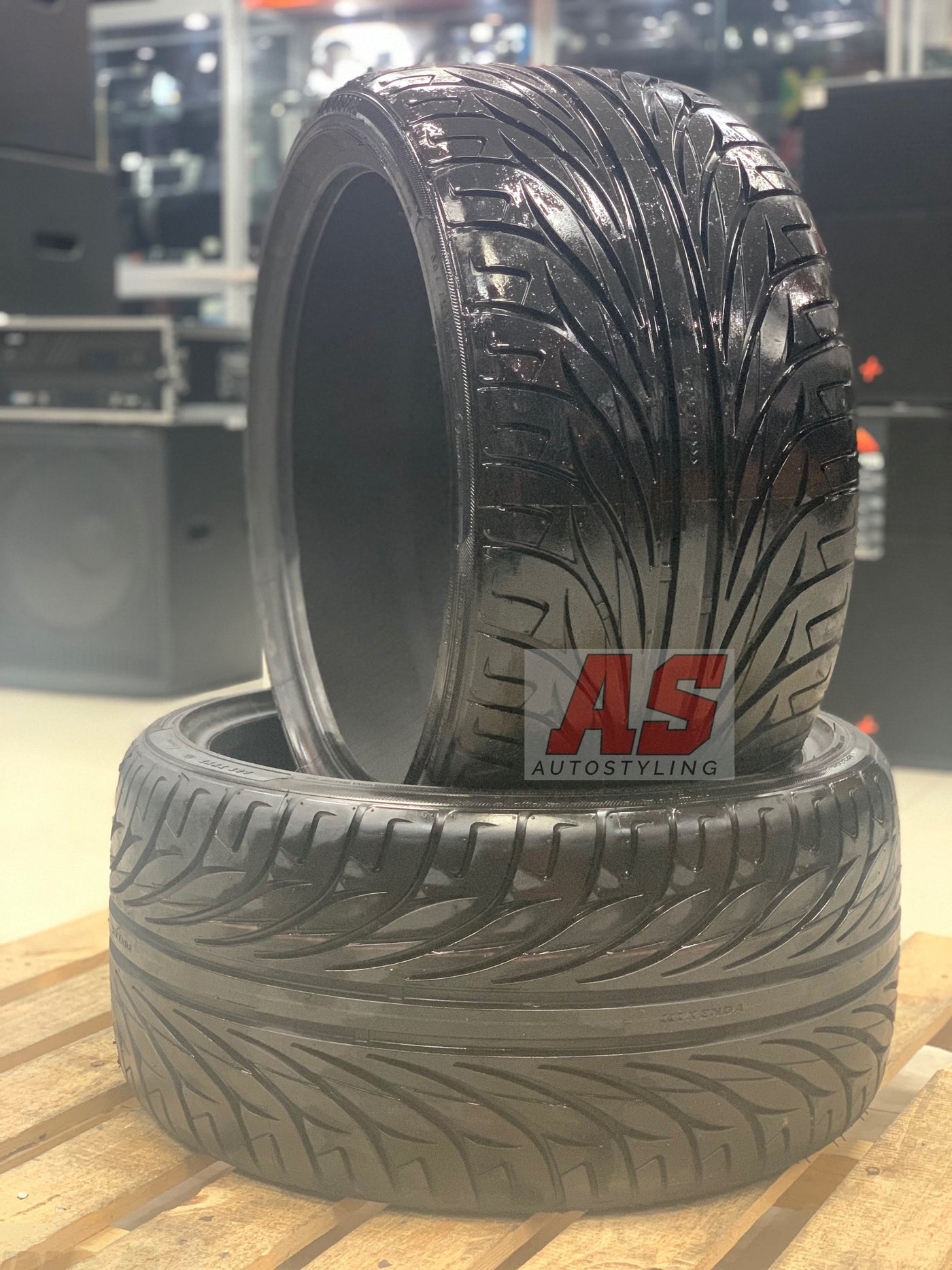 KENDA 275/30/R19
