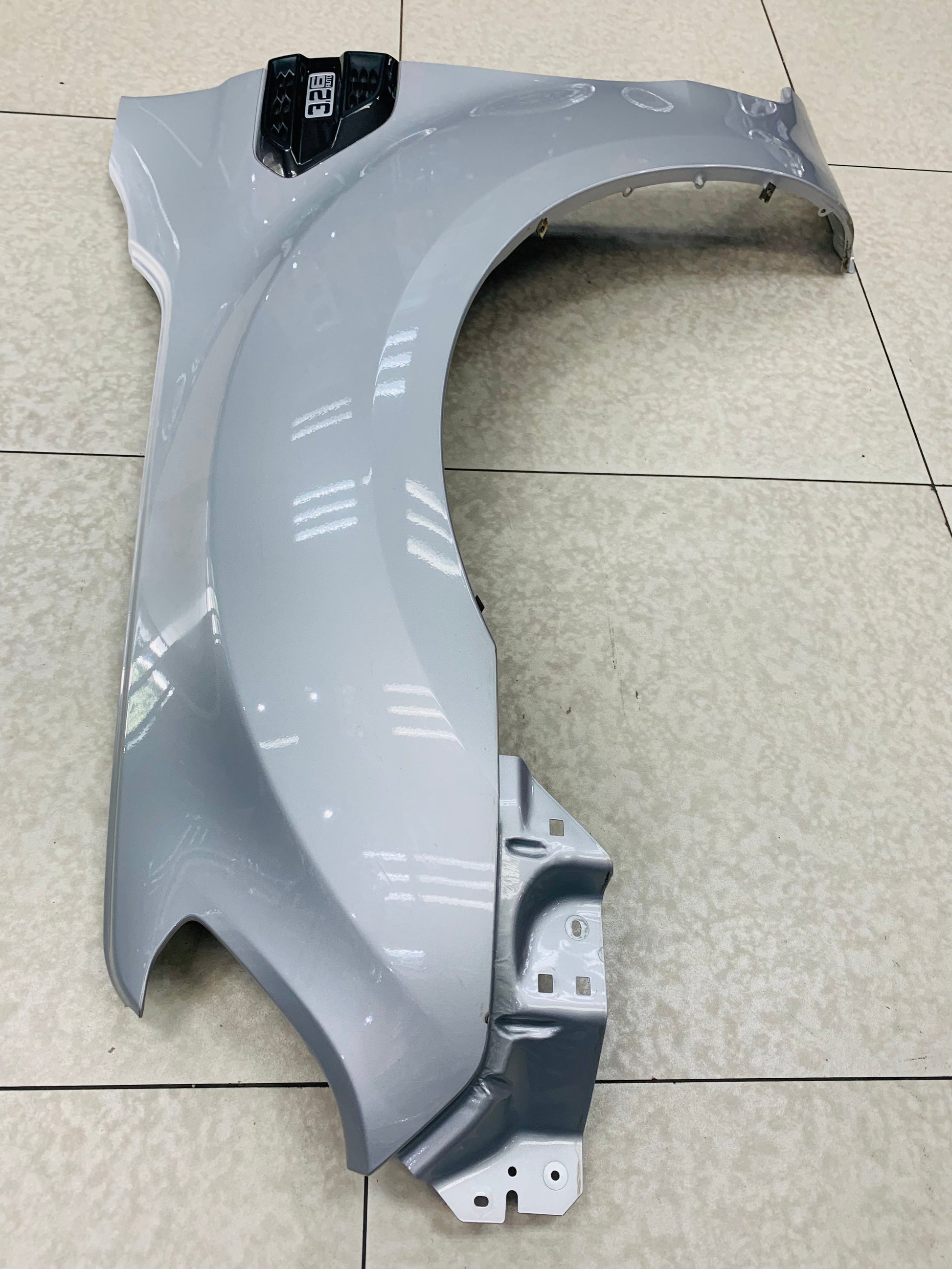 FORD RANGER OEM FENDERS