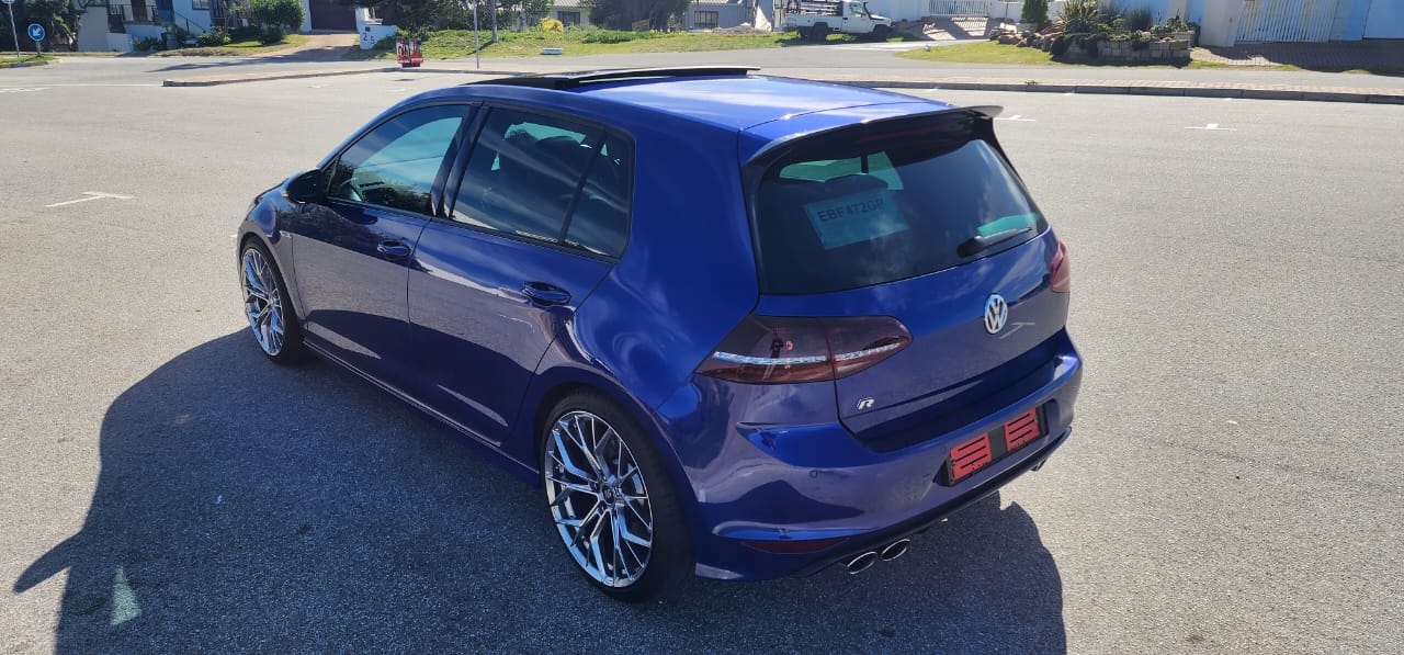 VW GOLF MK7 REVO ROOFSPOILER