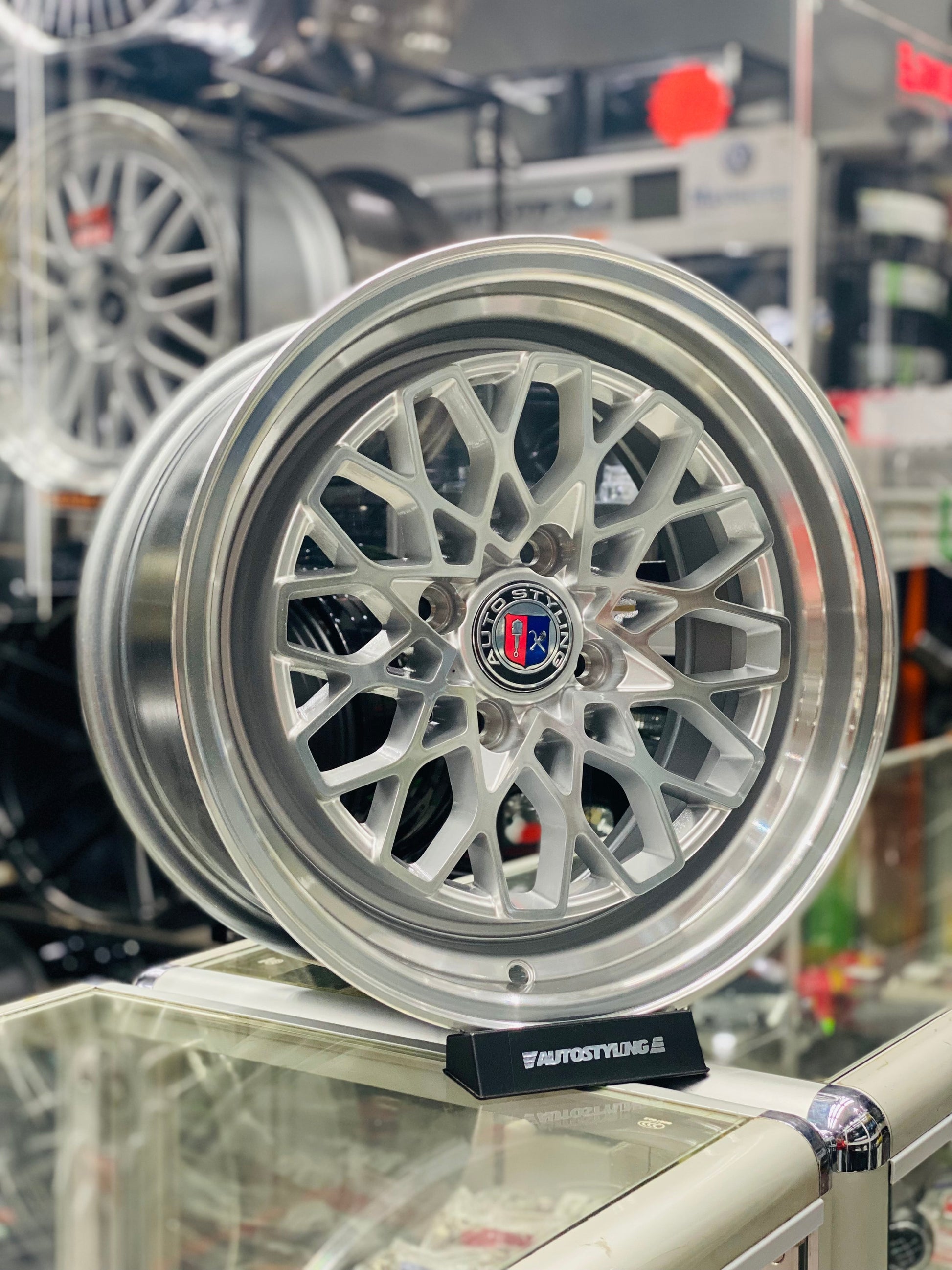 15” AS- LICKER 4/100