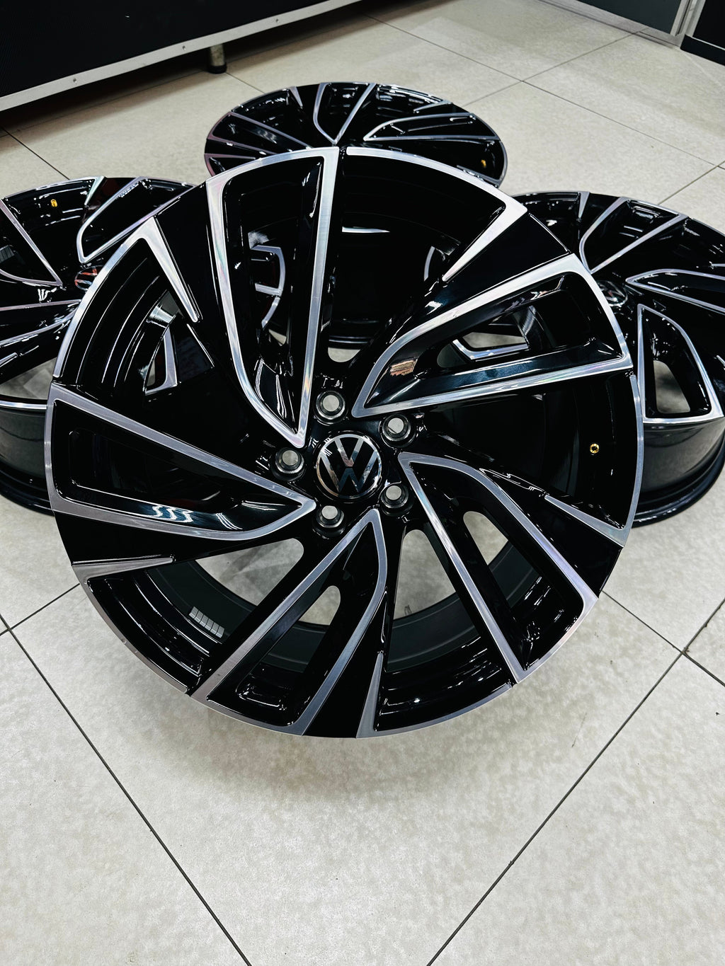 19” OEM MK8 GTI ADELAIDES rims