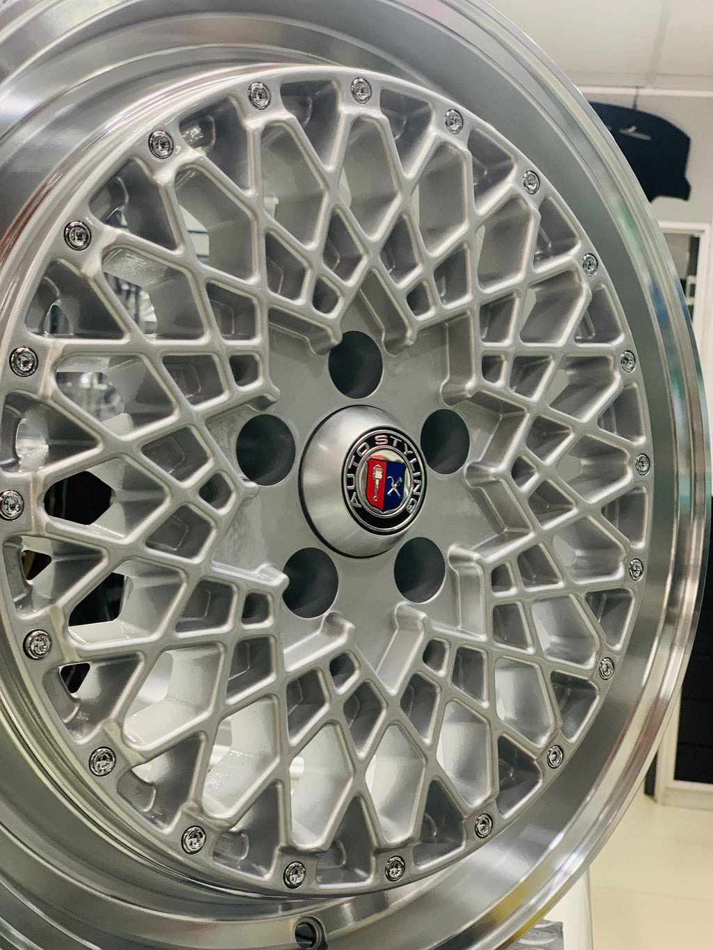 17” AS REVERSE  5/100 SILVER