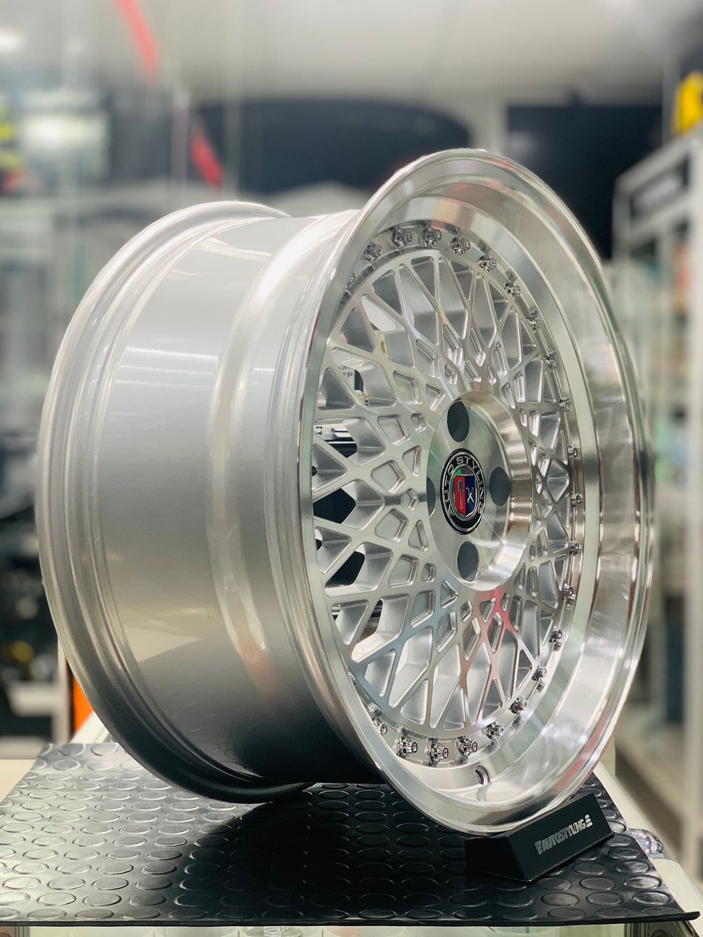 17” AS-RAZOR 4/100 SILVER