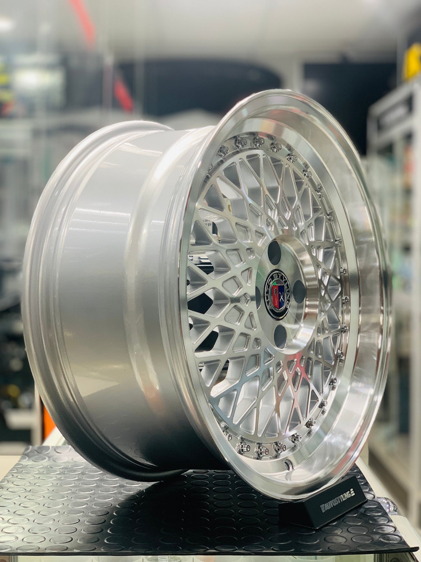 17” AS-RAZOR 4/100 SILVER