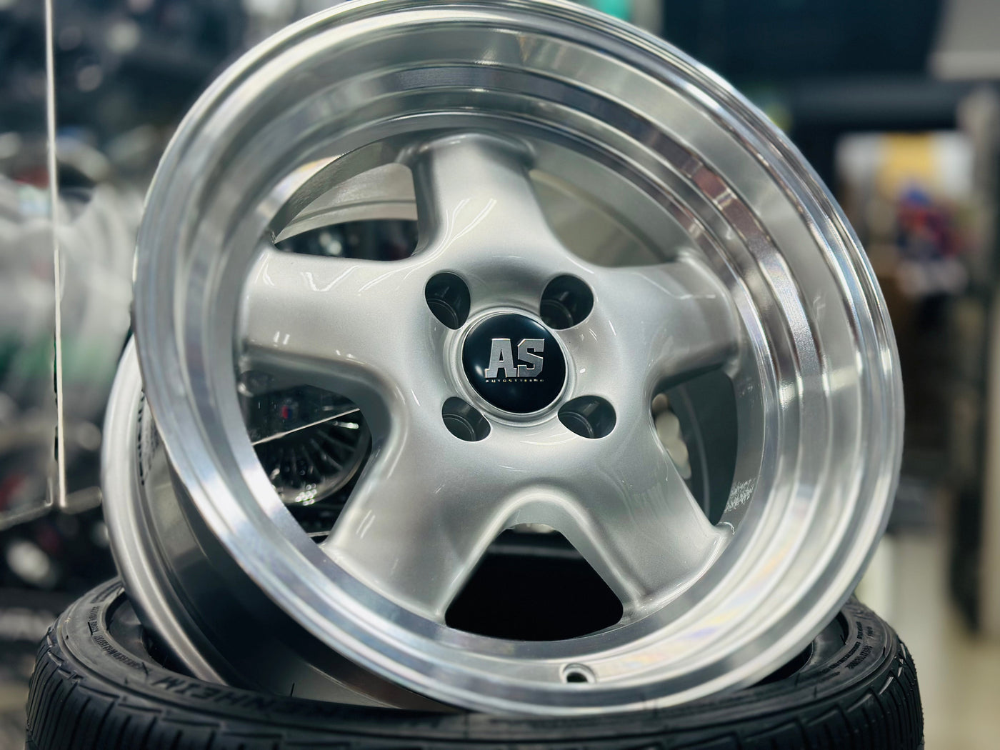 15” AS VR6  VURA SILVER  4/100