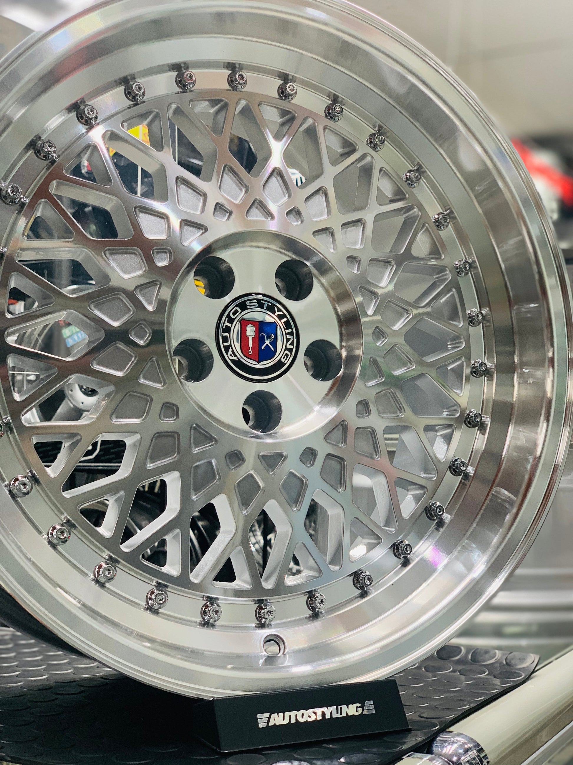 17” AS-RAZOR 5/100 SILVER wheels