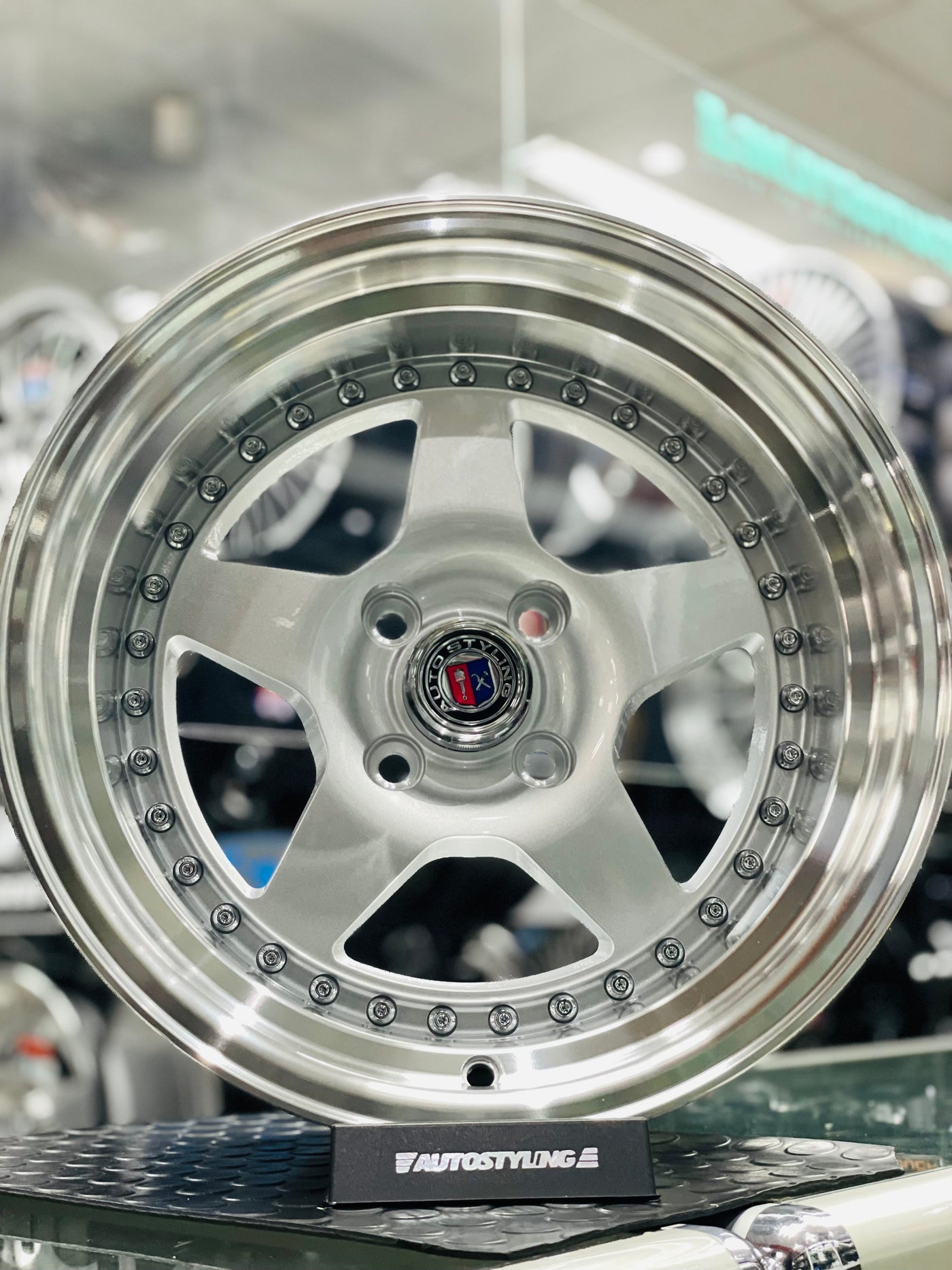 15” As-Meister