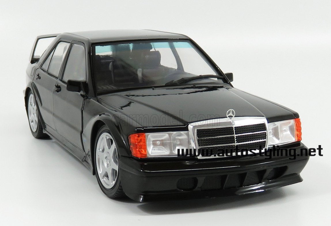 SOLIDO 1:18 SCALE MODEL CAR MERCEDES 190E EVO2