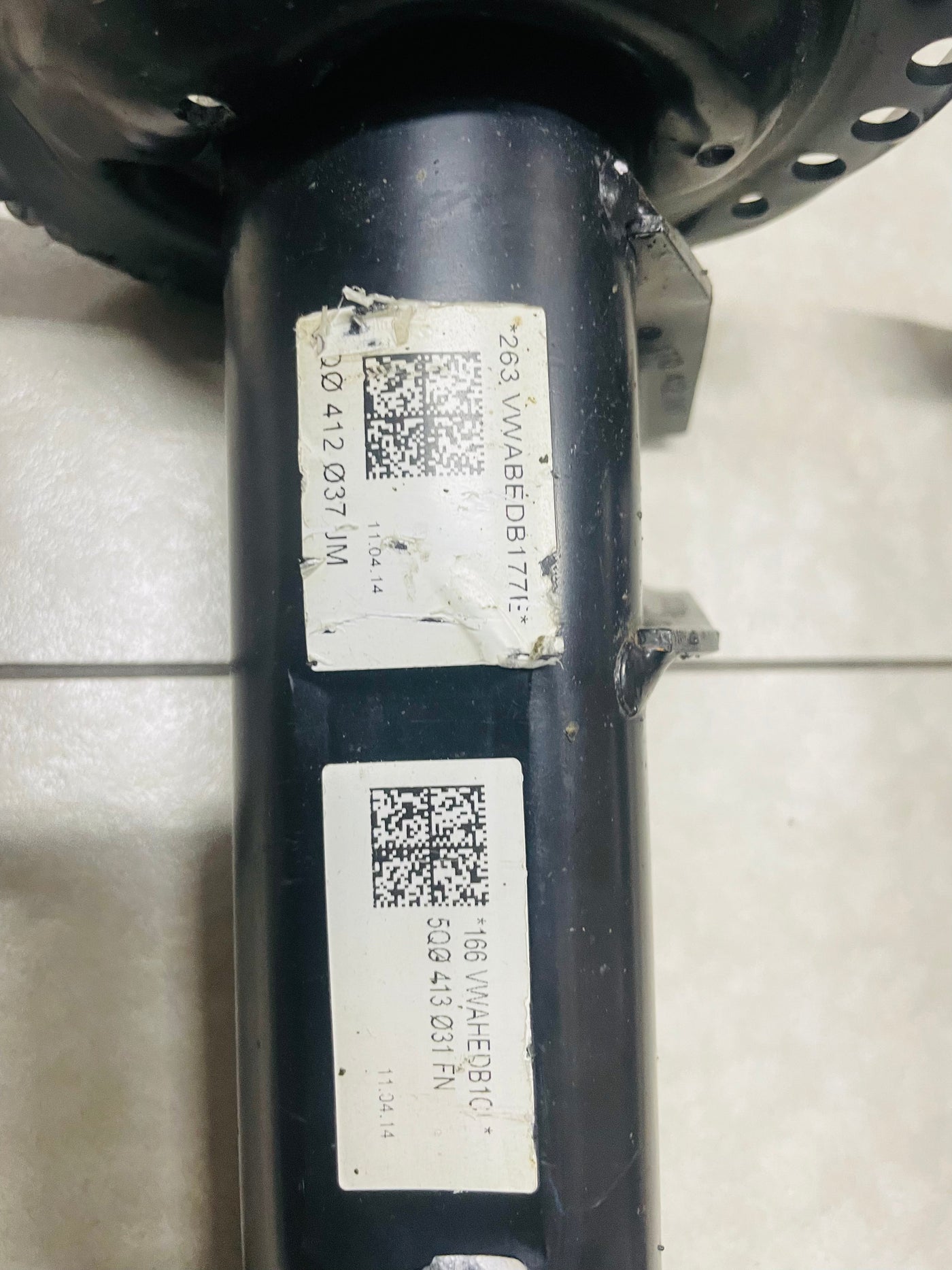 VW GOLF 7 GTI OEM USED FRONT SHOCKS