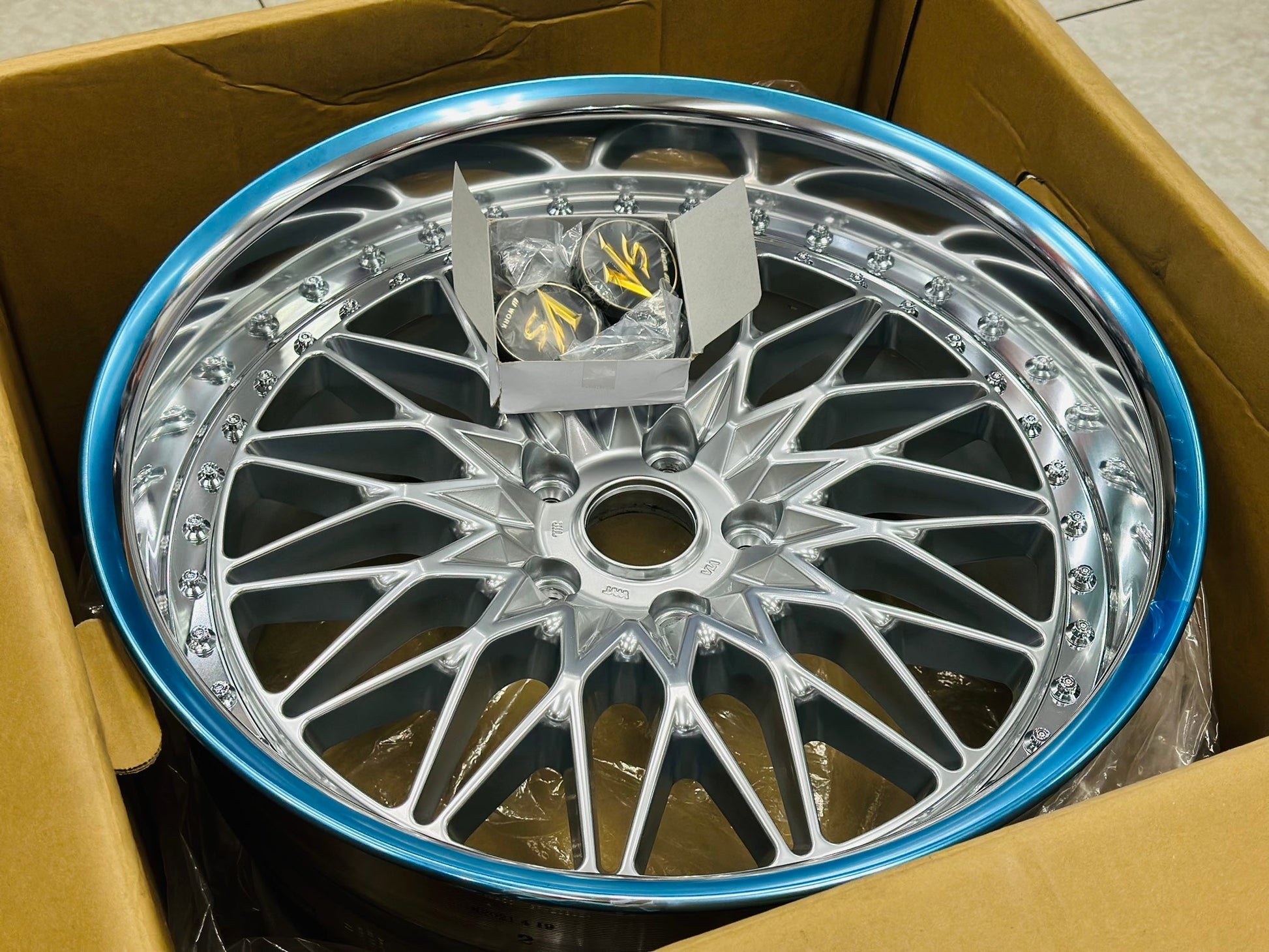 20” WORK VSXV 3pce split wheels 5/120