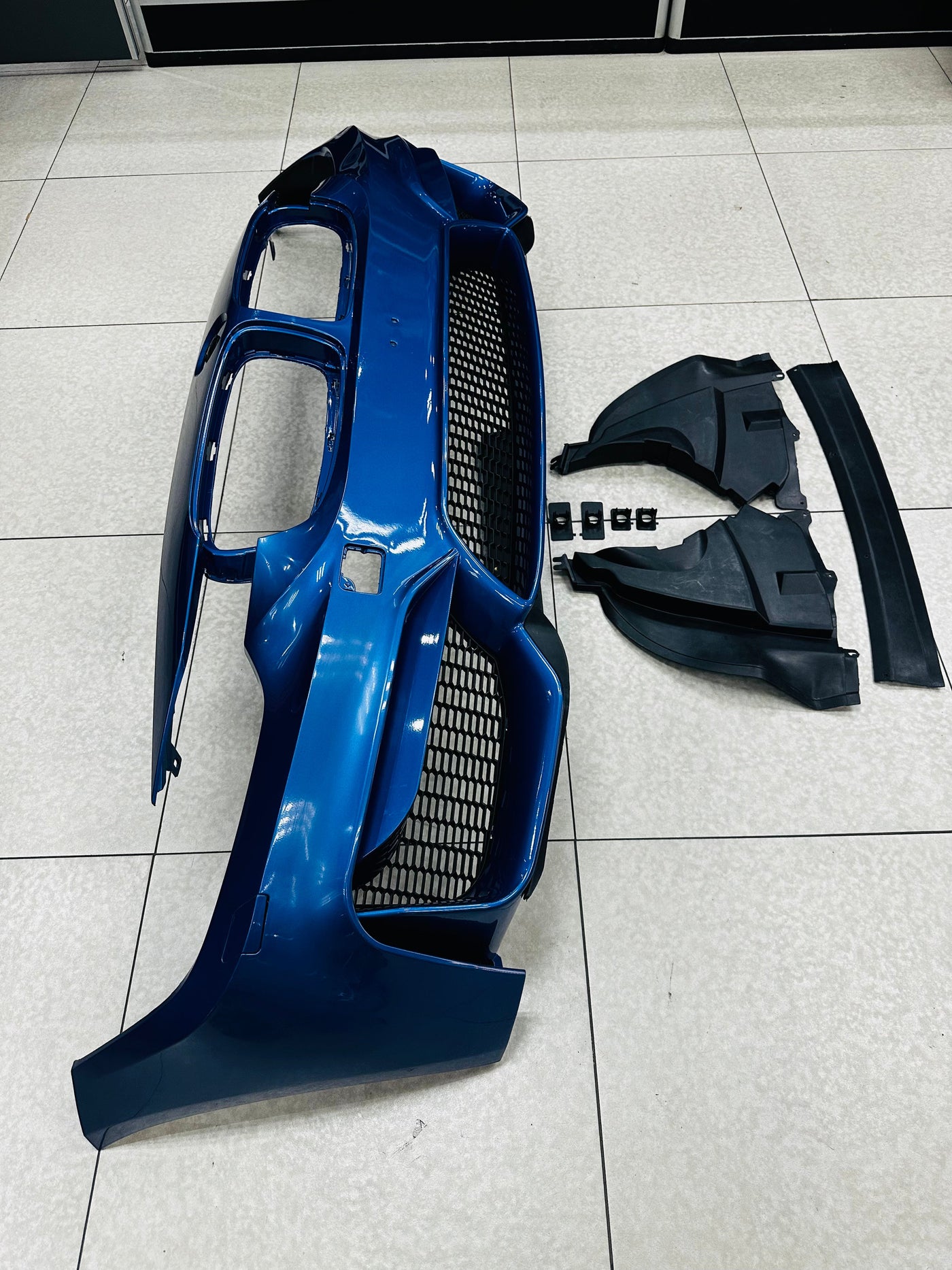 BMW F30 TO M3 UPGRADE BUMPER ( BLUE )