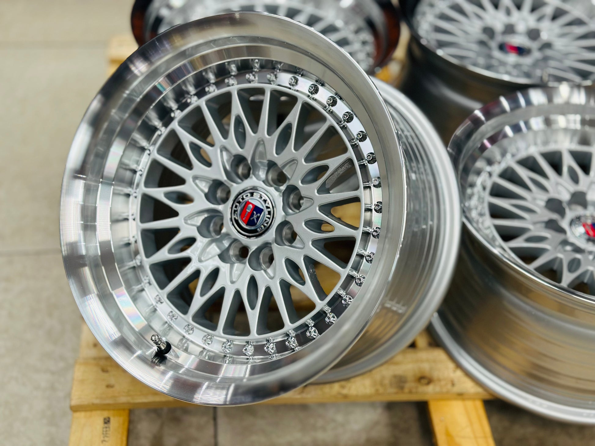 15” AS-7162 SILVER  4/100 4/108 wheels