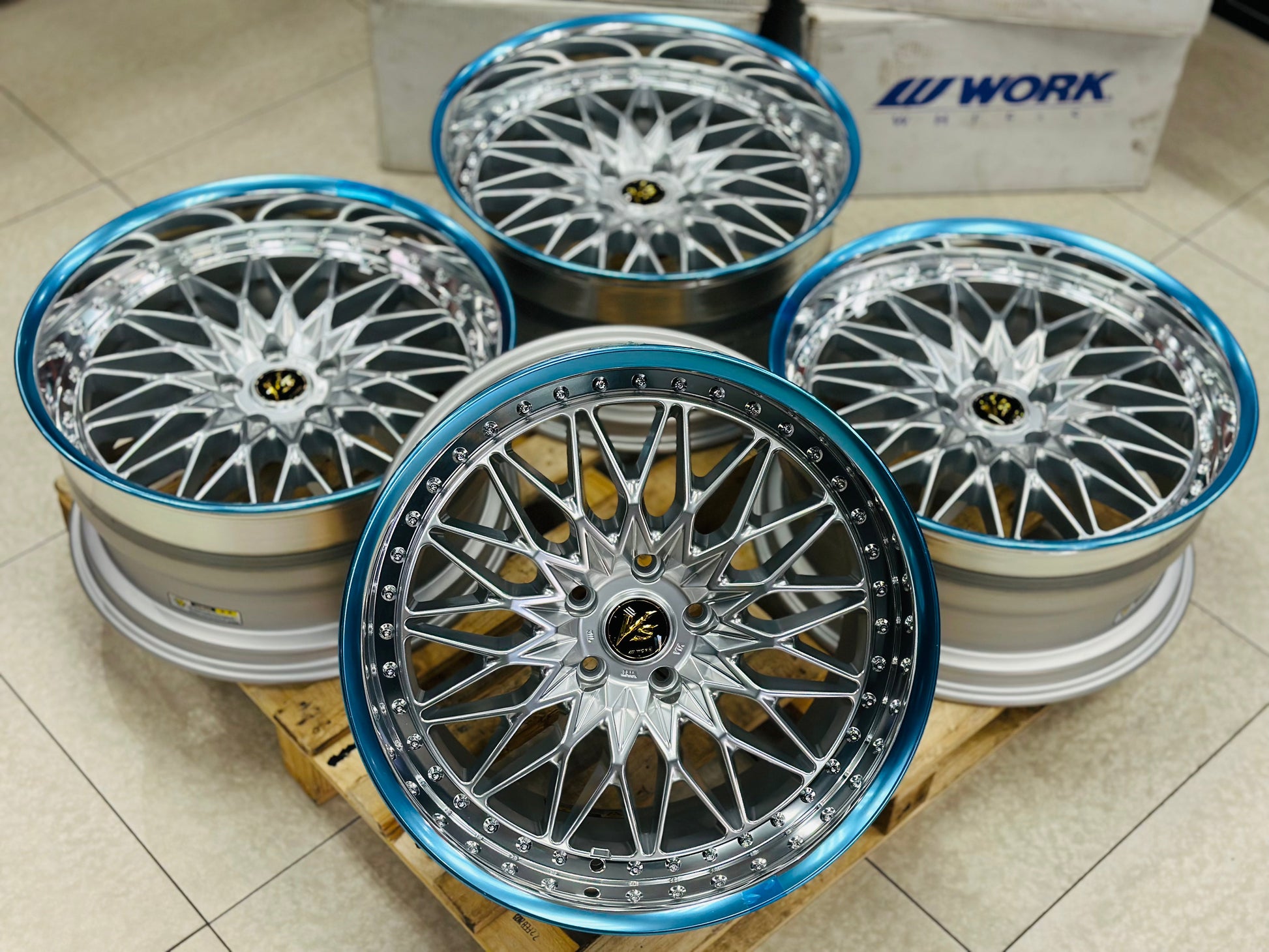 20” WORK VSXV 3pce split wheels 5/120