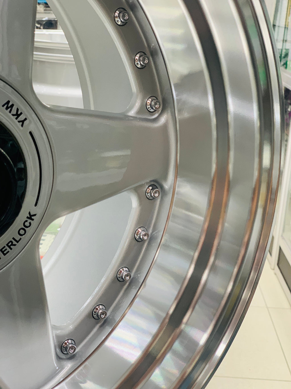 17” AS- 360 8.5/10j WHEELS