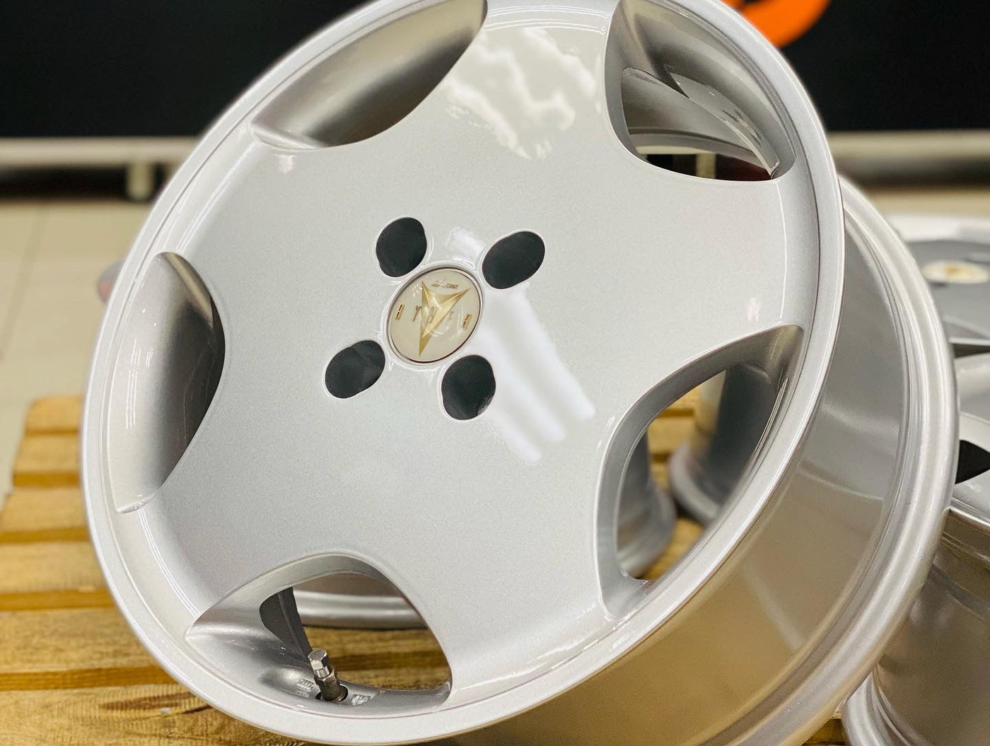 17” WORK RYVER MONOBLOCK