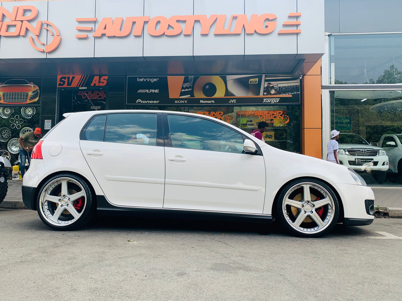 19” traffic star split wheel combo