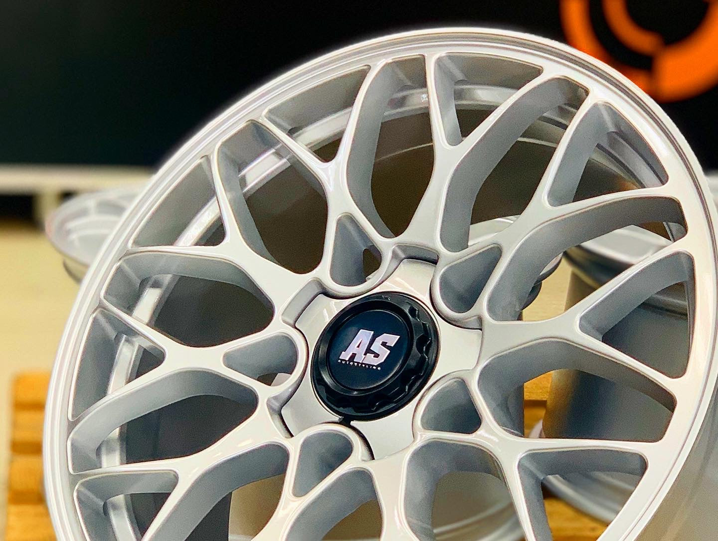 18” AS - SGN 8705 5/112 narrow wide wheels