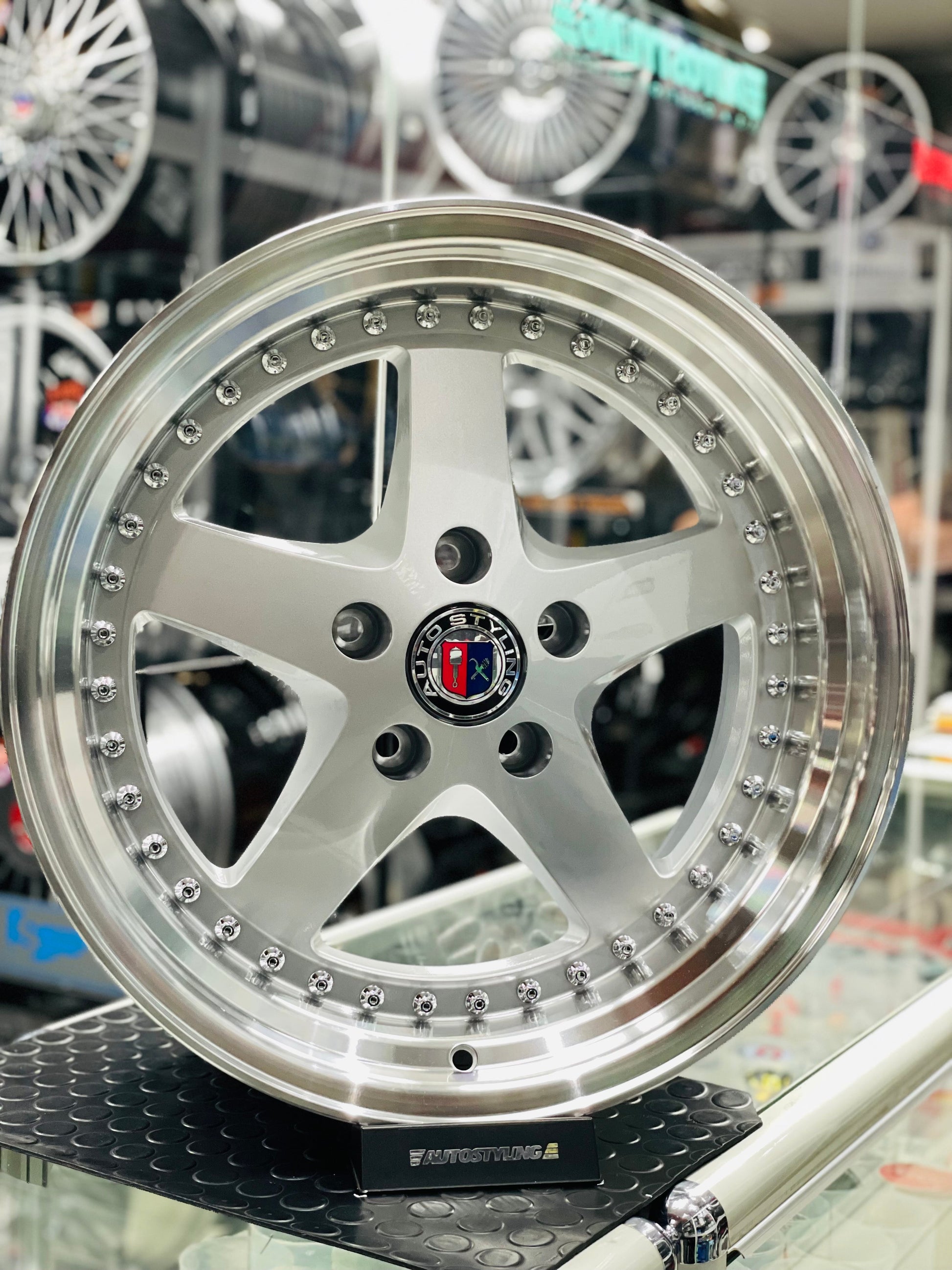 18” AS-EQUIP 5x120 SILVER