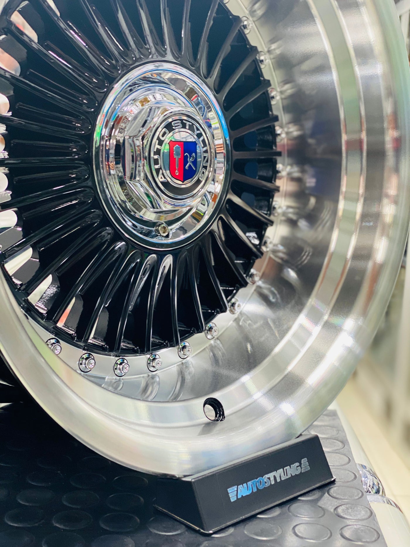 15” AS EMITZ BLACK