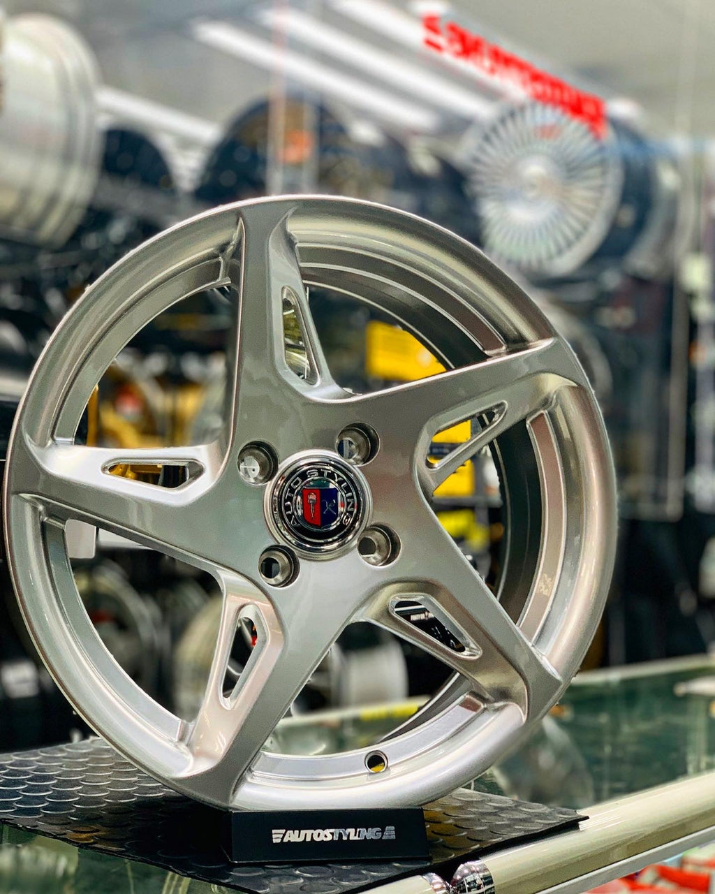15” AS-458 SILVER