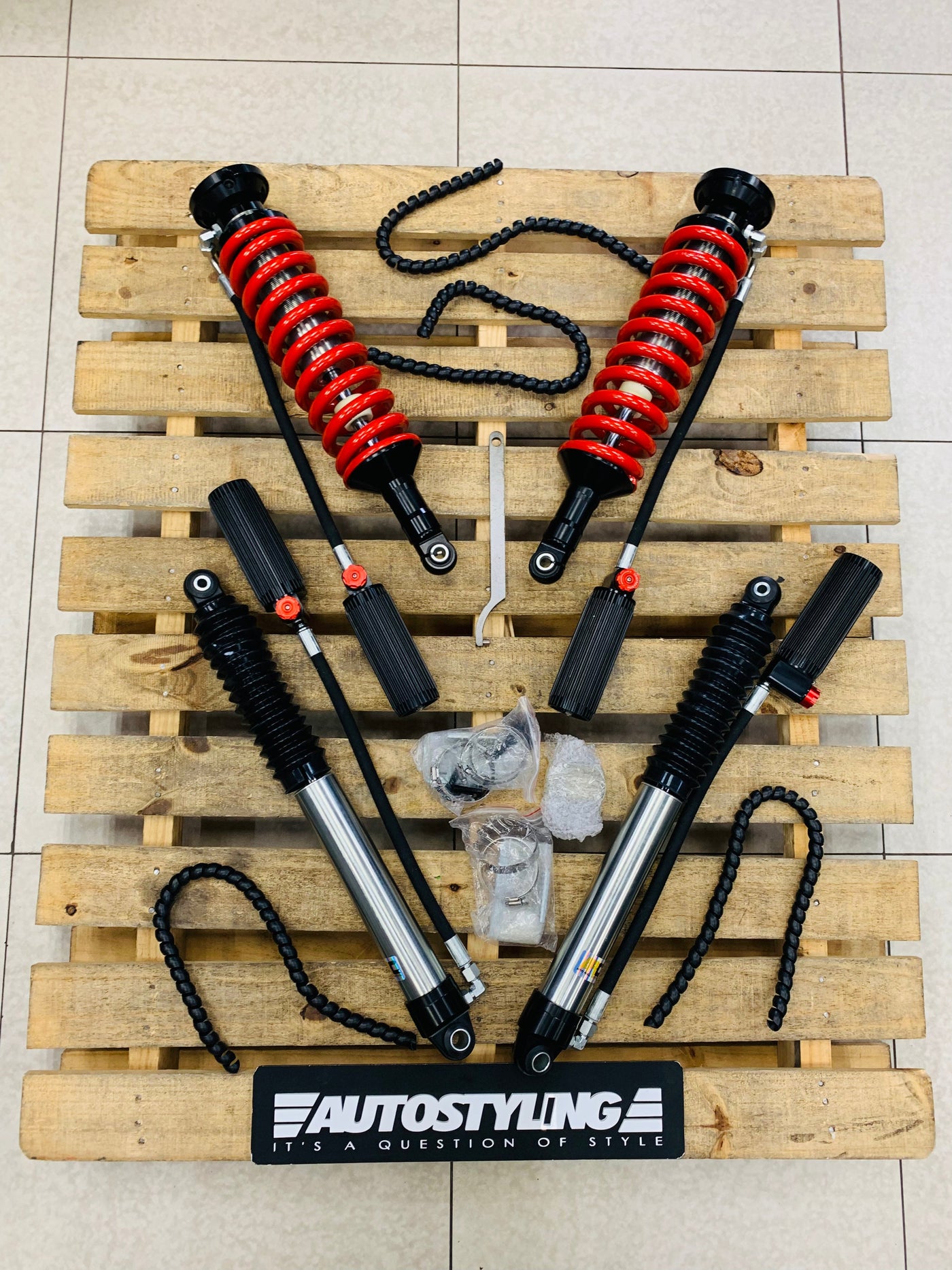 Ford Ranger T7 nitrogen lifting shocks