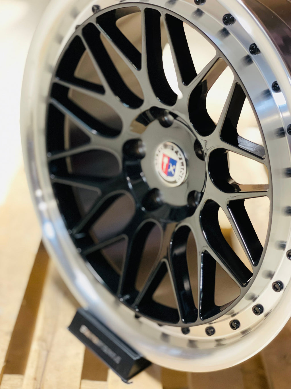 18” F81SL300  5x120