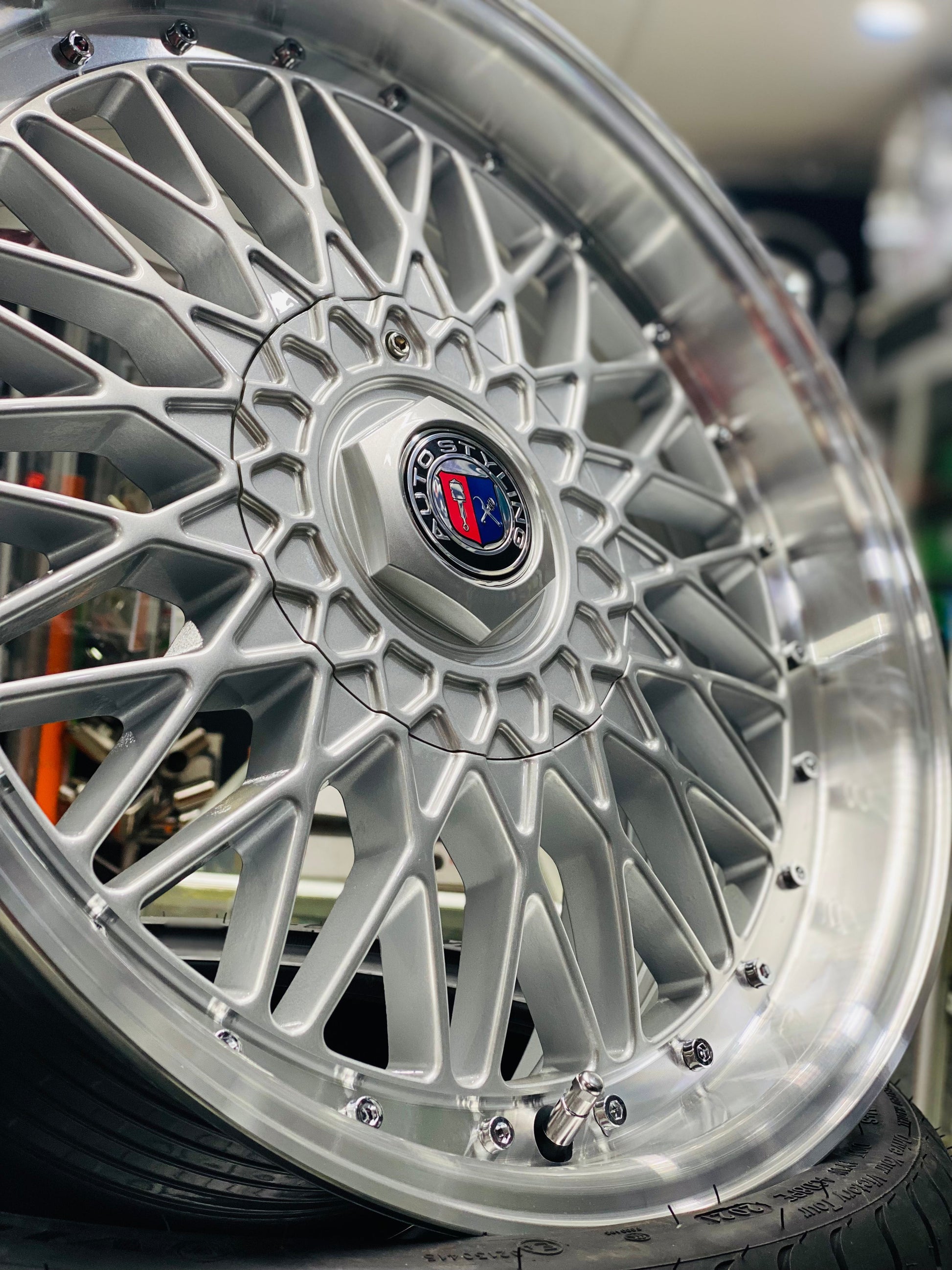 17” M5649 BBS SILVER 5x100 & 5x114