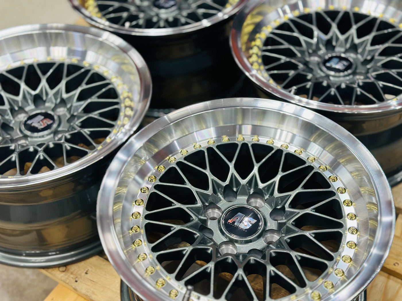 15” AS-7418 VS  GUNMETAL 4/100 4/114 wheels