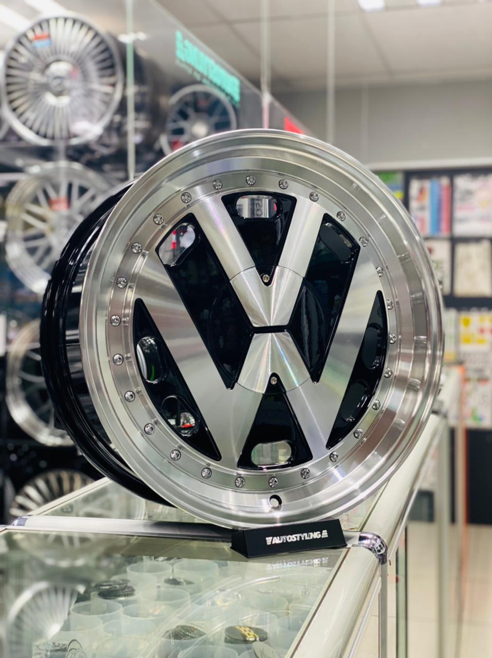 17” M4587 VW LEGACY  5x100