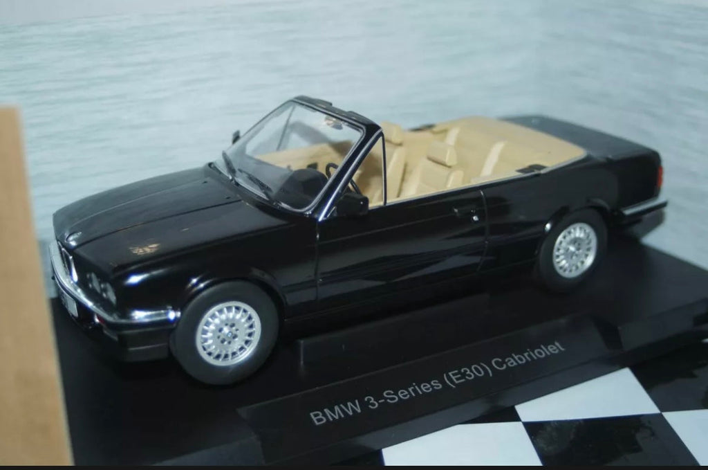 MCG 1:18 SCALE MODEL CAR BMW E30 325i cabrio 1985