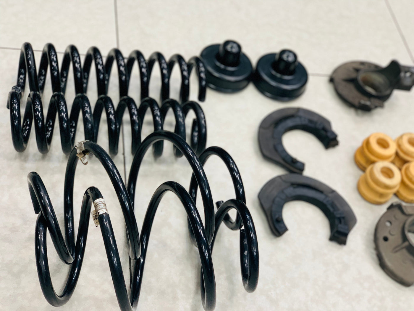 BMW F80 M3 OEM USED SPRINGS