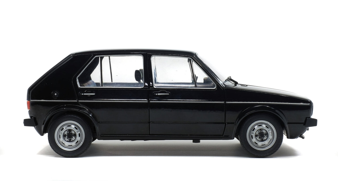 SOLIDO 1:18 SCALE MODEL CAR VW MK1 CL 1983