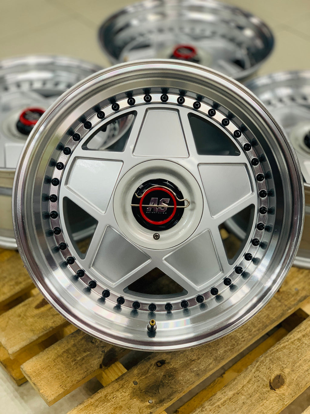 17” AS-MODENA SILVER 4/100 & 5/100- PREOWNED SET