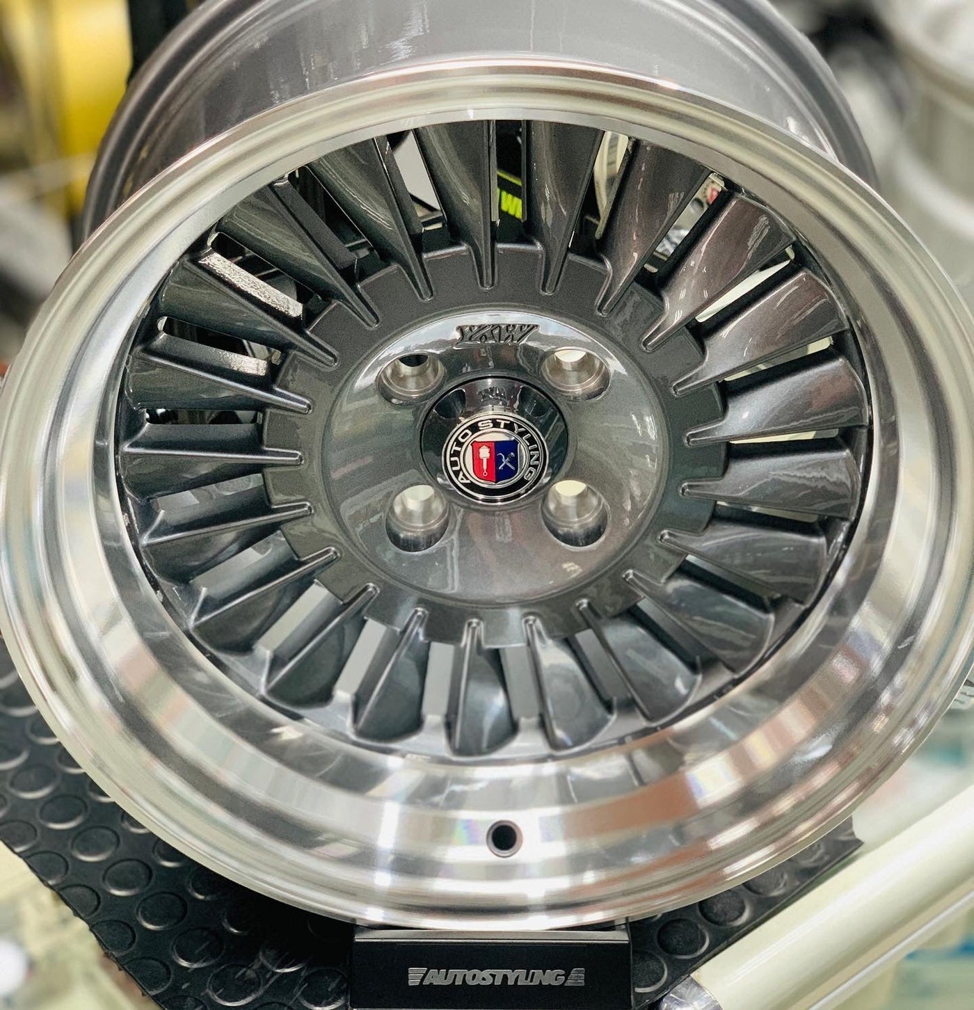 15” AS-PIRI 4/100 GUNMETAL WHEELS