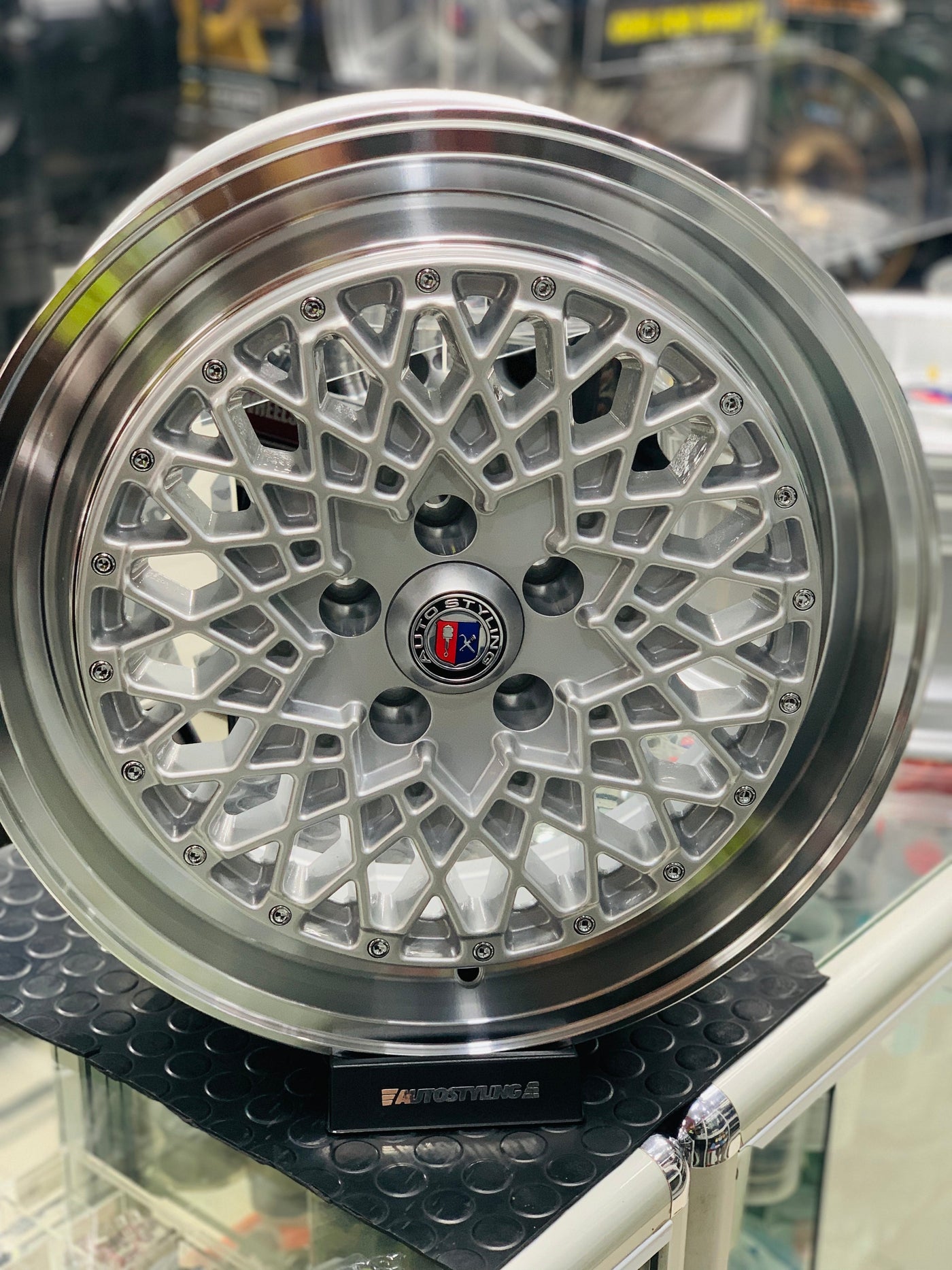 17” AS REVERSE  5/100 SILVER