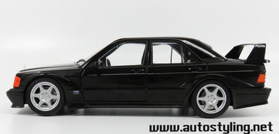 SOLIDO 1:18 SCALE MODEL CAR MERCEDES 190E EVO2