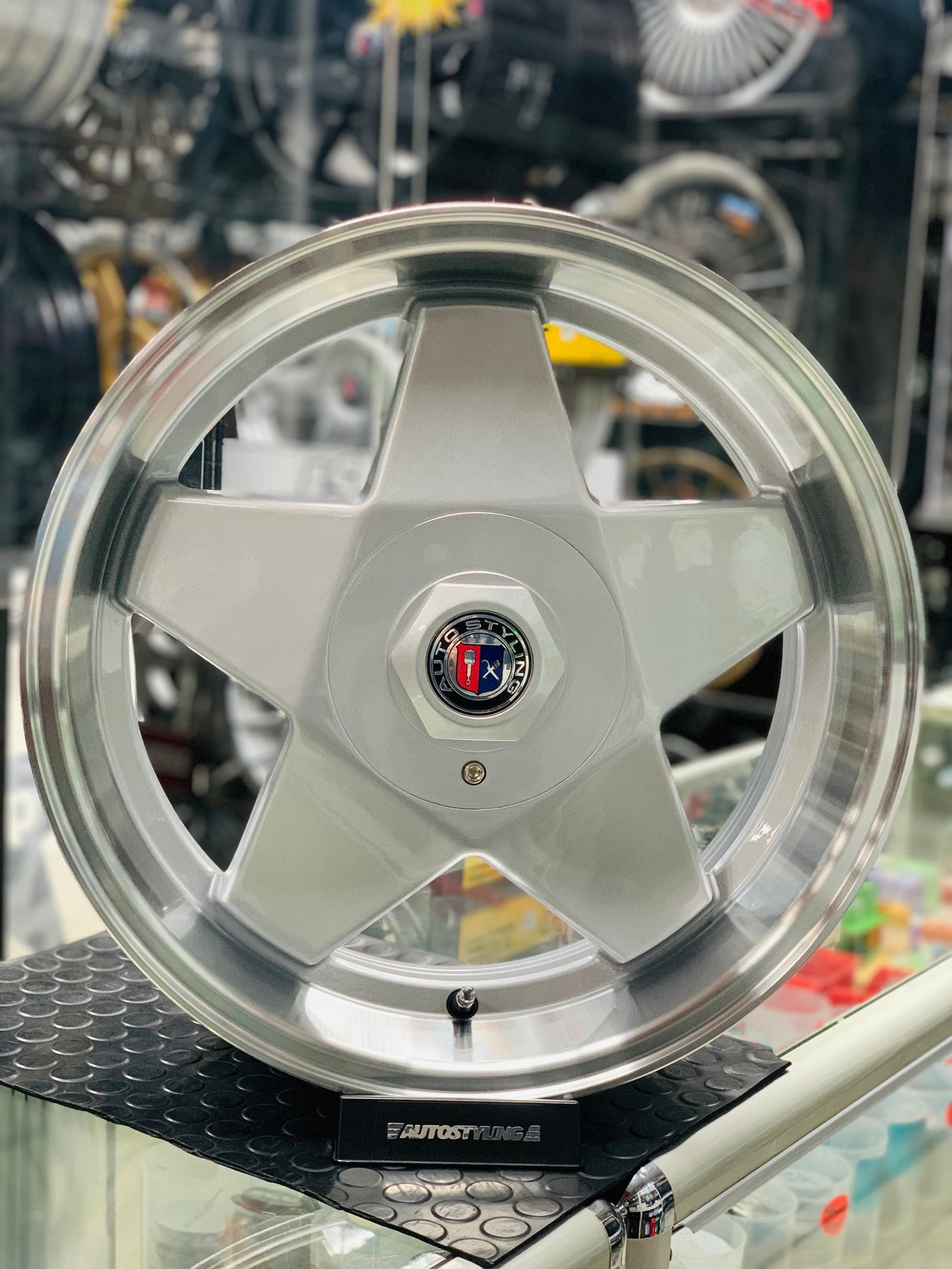 17” AS- BORB WHEELS