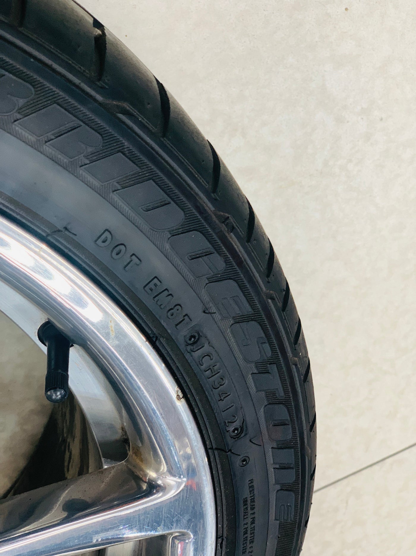 CHEV LUMINA SSV PREOWNED chrome rims & tyres