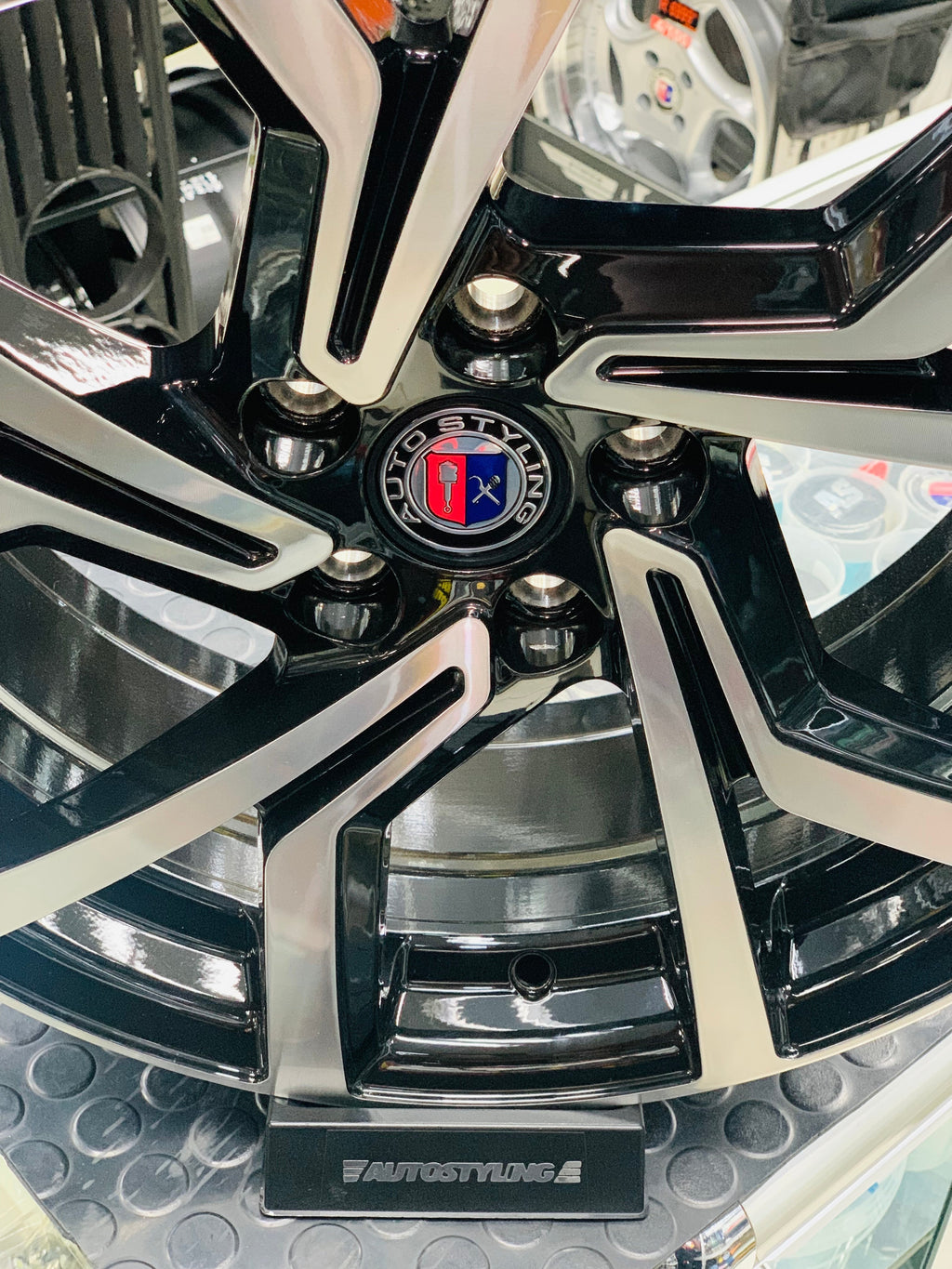 17” V-DUB 901 CSPORT