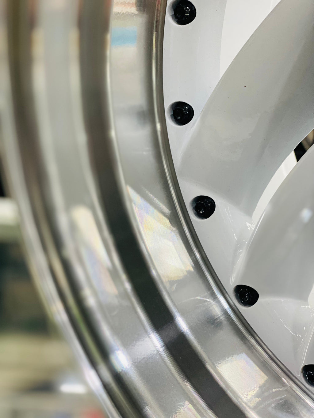 15” AS- 5708 WHITE  4/100 & 5/100