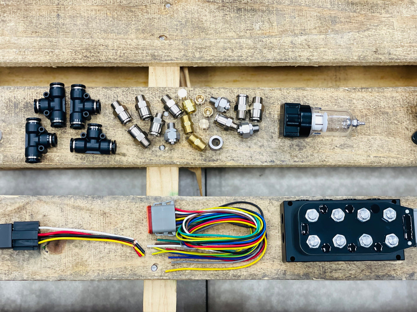 POLO TEBAO AIR SUSPENSION KIT ( 4 way REMOTE)