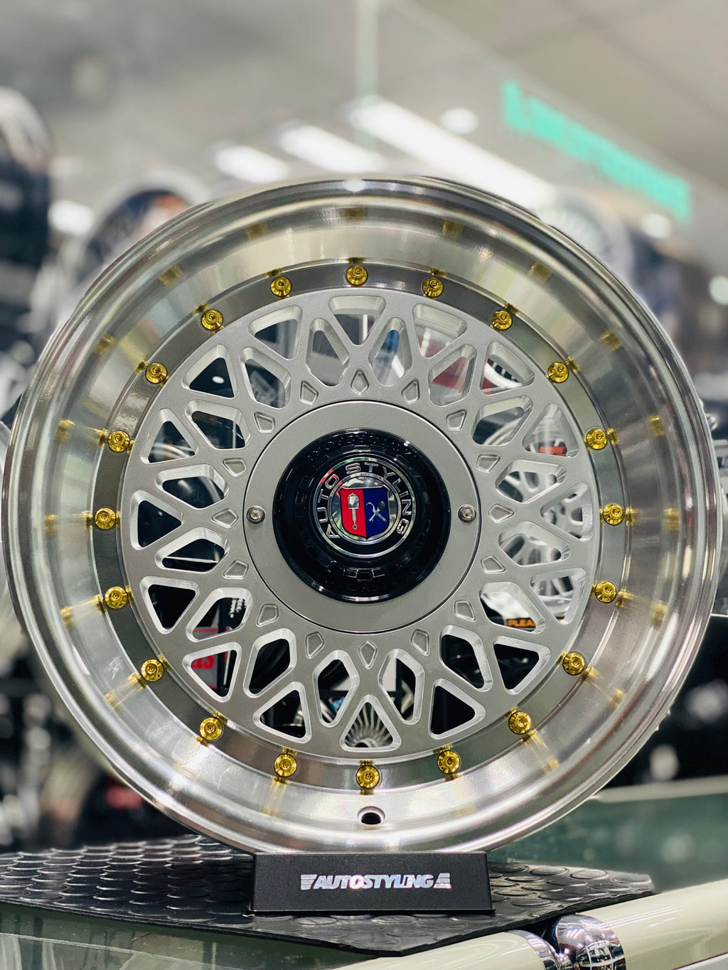 15” AS-P/MESH 4/100 4/108 SILVER GOLD STUD