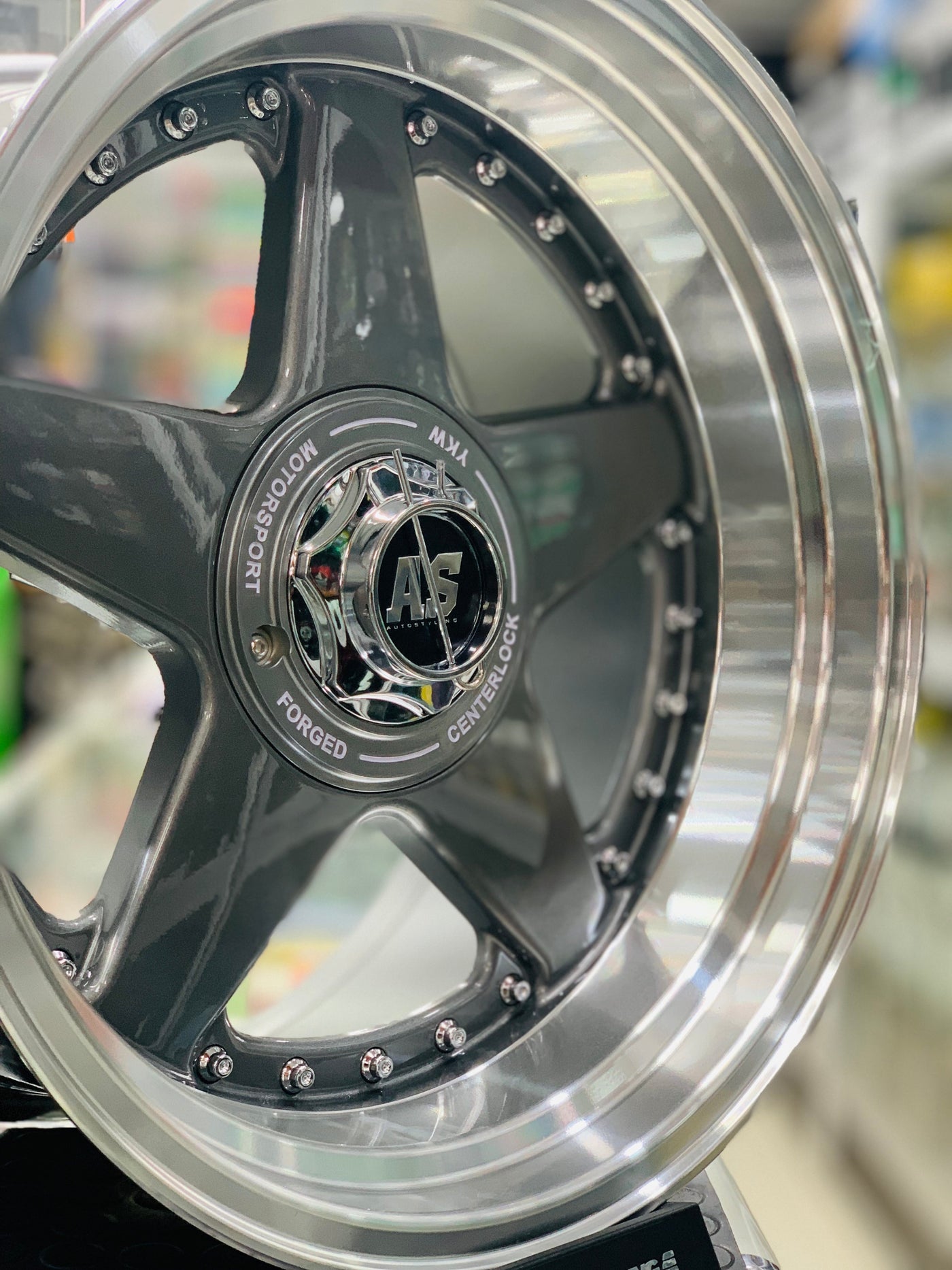 17” AS- 360 8.5/10j WHEELS