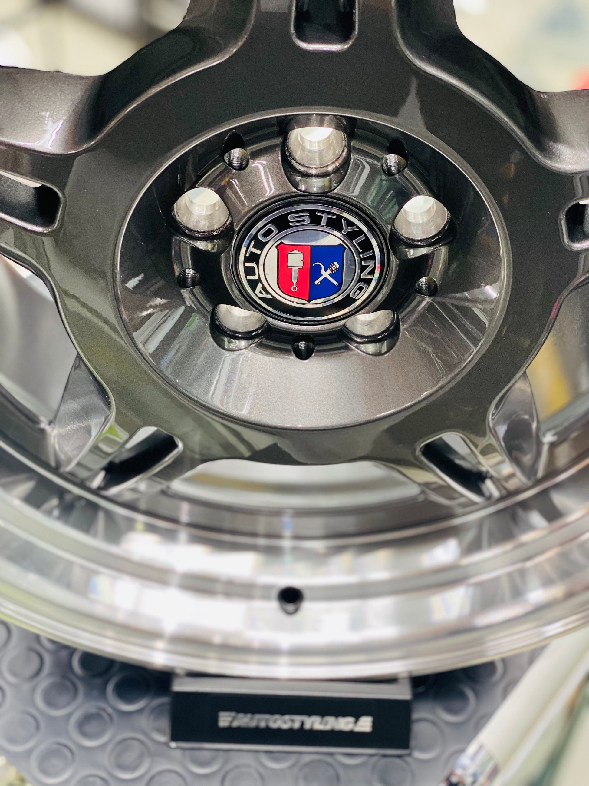 17” GSPEC gunmetal