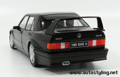 SOLIDO 1:18 SCALE MODEL CAR MERCEDES 190E EVO2