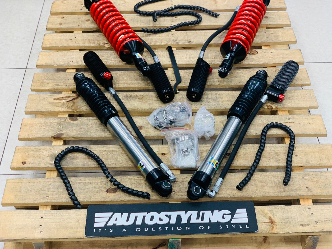 Ford Ranger T7 nitrogen lifting shocks