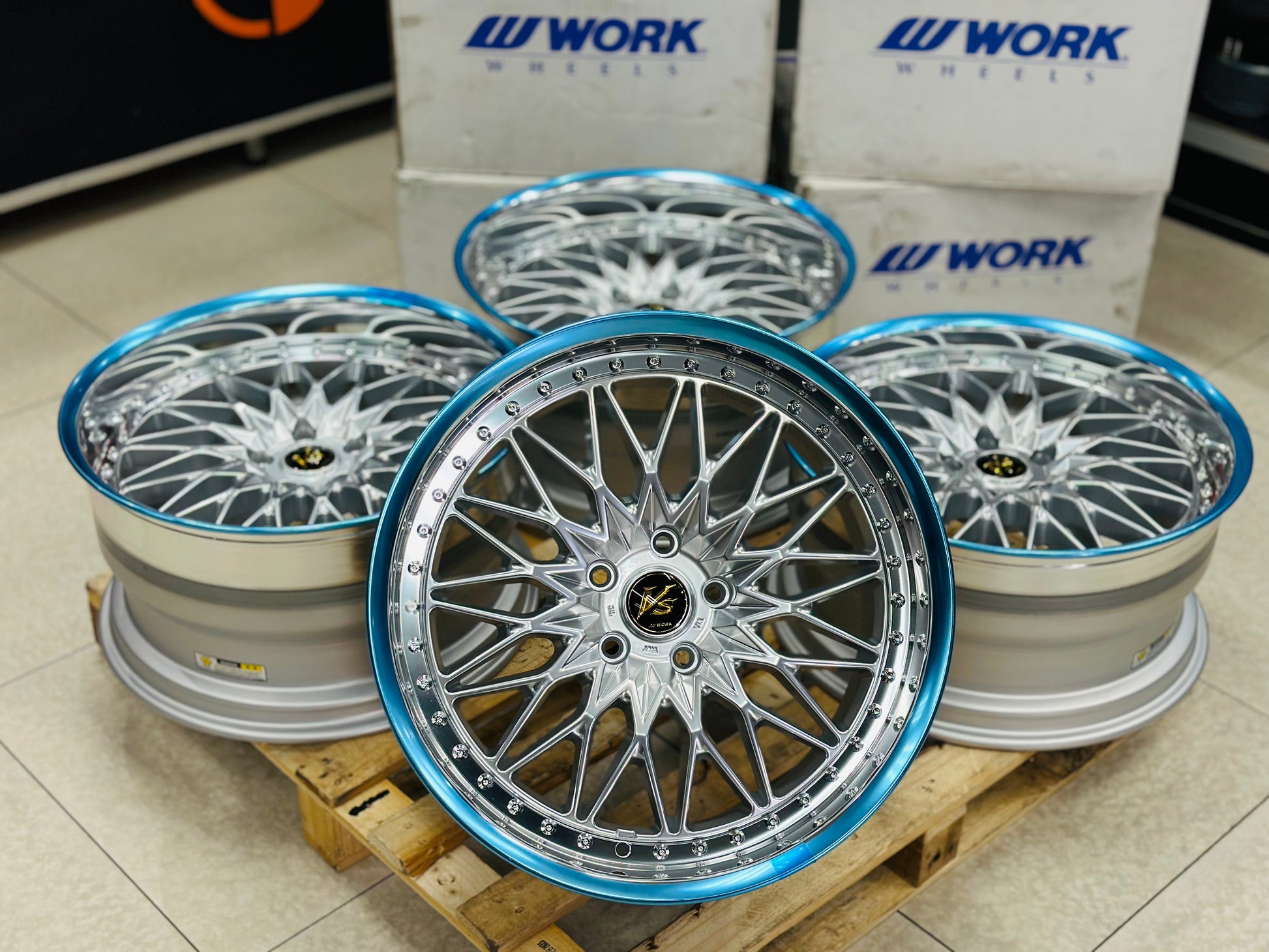 20” WORK VSXV 3pce split wheels 5/120