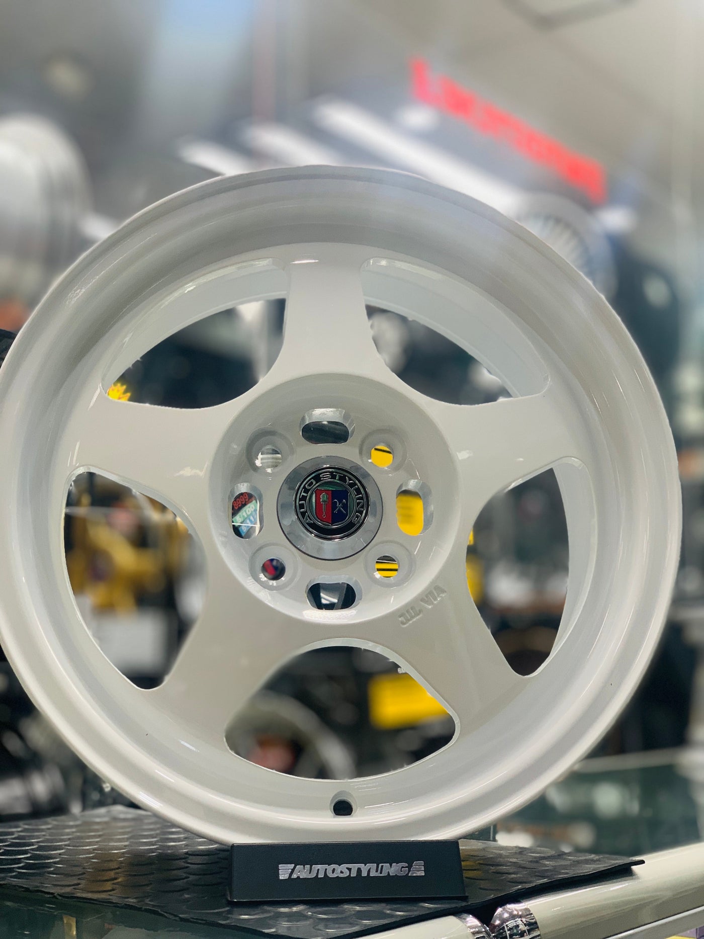 15” AS- SPOONS WHITE 7J